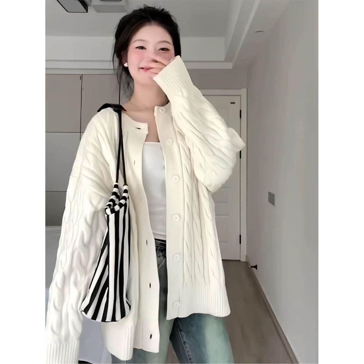 针织开衫女春秋宽松外穿韩系温柔慵懒风复古秋冬麻花毛衣外套