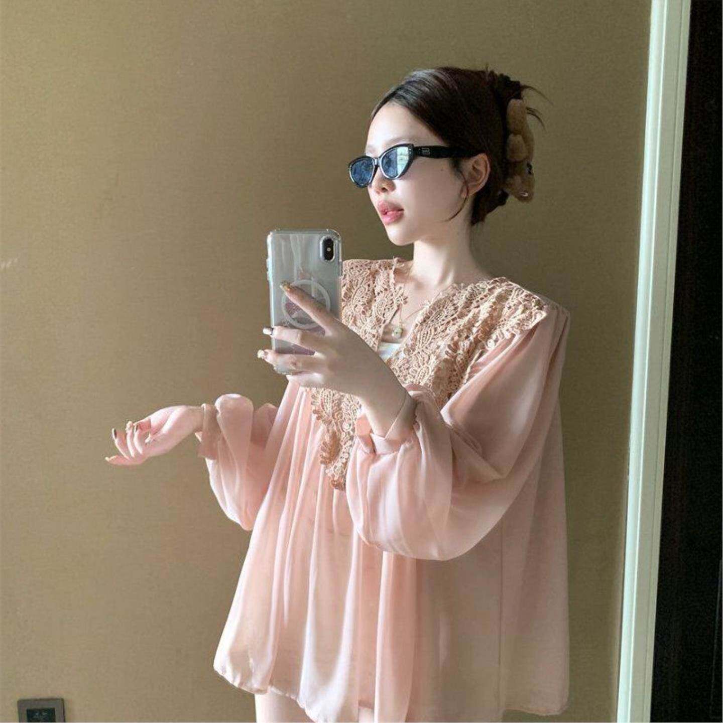 设计感花边拼接v领长袖衬衫女夏季法式宽松粉色衬衣小众气质上衣