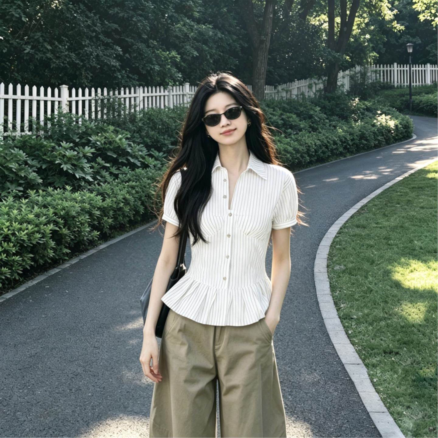 小众设计感衬衫女秋季条纹收腰显瘦翻领泡泡袖荷叶边下摆短款上衣