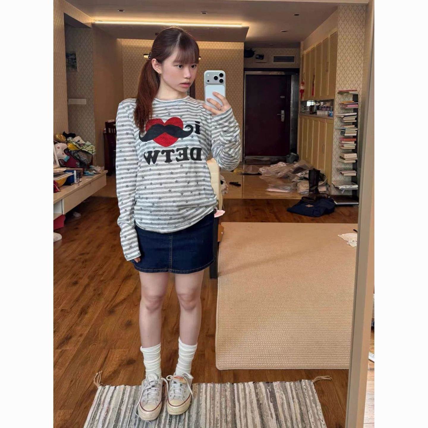 复古星星条纹小胡子爱心烫钻长袖t恤女薄款设计感防晒罩衫上衣潮
