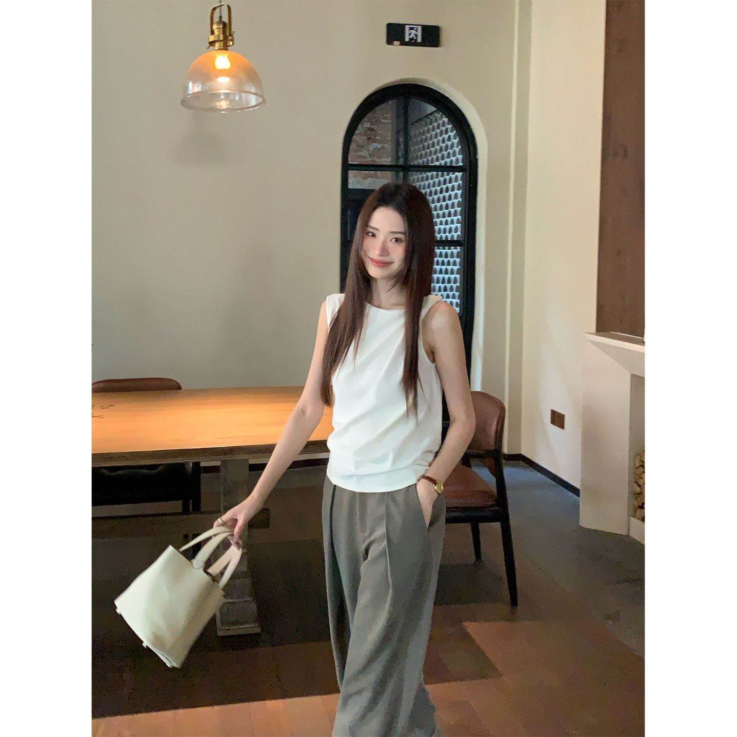 白色圆领短袖恤女夏不对称单肩扭结立体褶皱无袖上衣