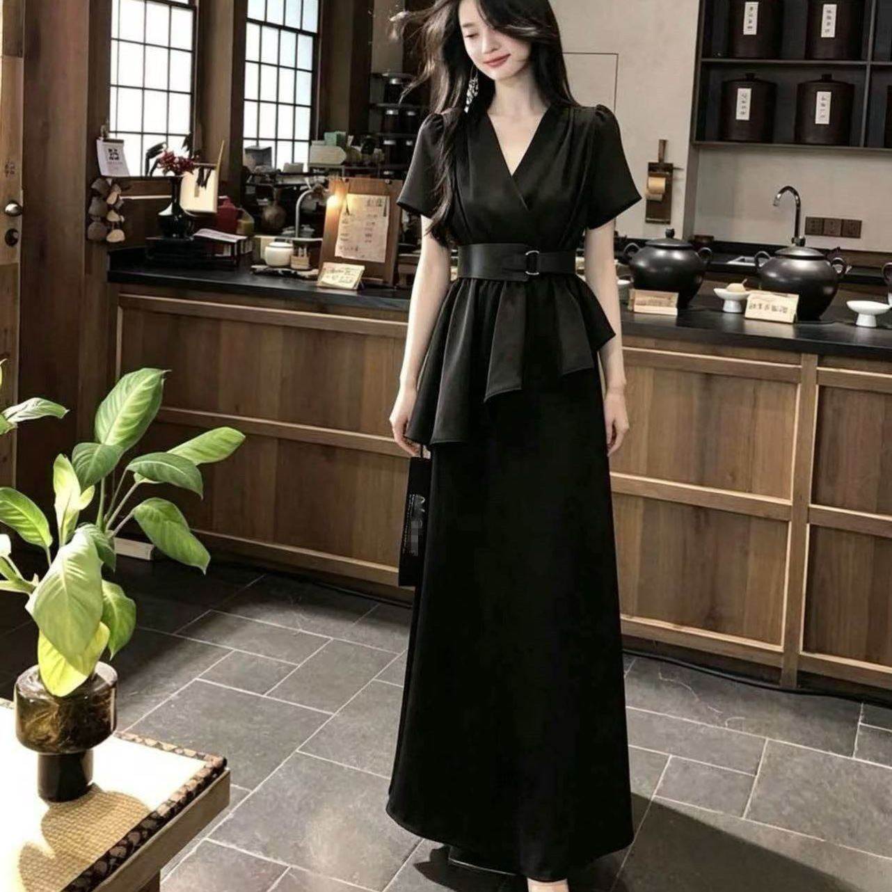 巨好看不规则收腰缎面衬衫高级鱼尾裙短袖套装女夏新款气质两件套