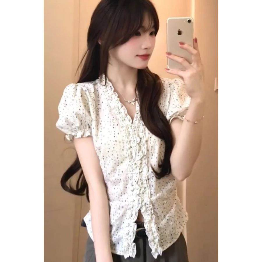 木耳边短袖衬衣女款2026新款夏季V领修身显瘦泡泡袖衬衣法式上衣