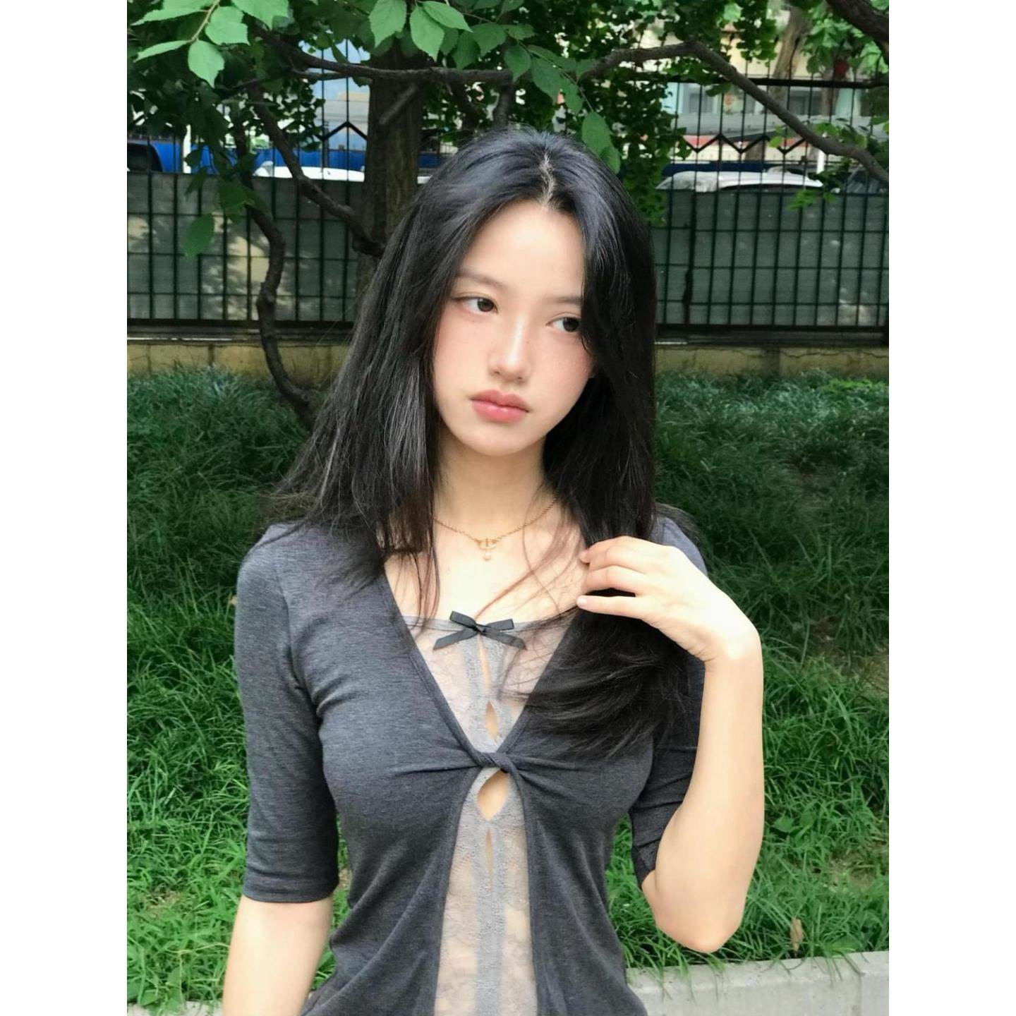 美式辣妹风假两件中袖t恤女秋冬季镂空拼接蕾丝修身显瘦长袖上衣
