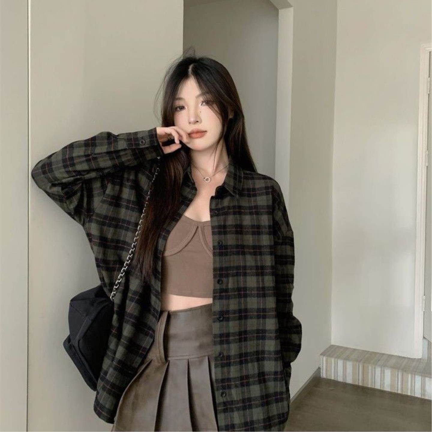 春季绿色格子衬衫女长袖外套宽松慵懒风chic高级复古衬衣开衫外搭
