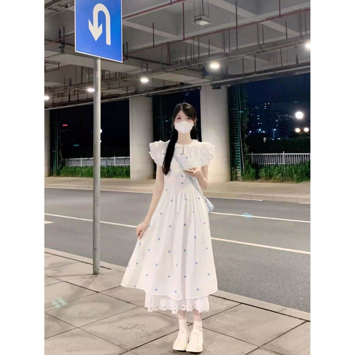 甜美清新仙女小飞袖碎花长裙夏季新中式收腰显瘦白色长裙连衣裙女