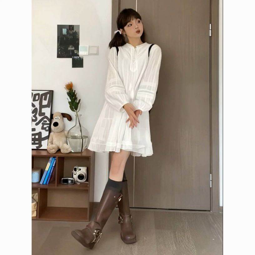 韩系松弛感白色泡泡袖连衣裙女春季新款流苏系带减龄荷叶边娃娃裙