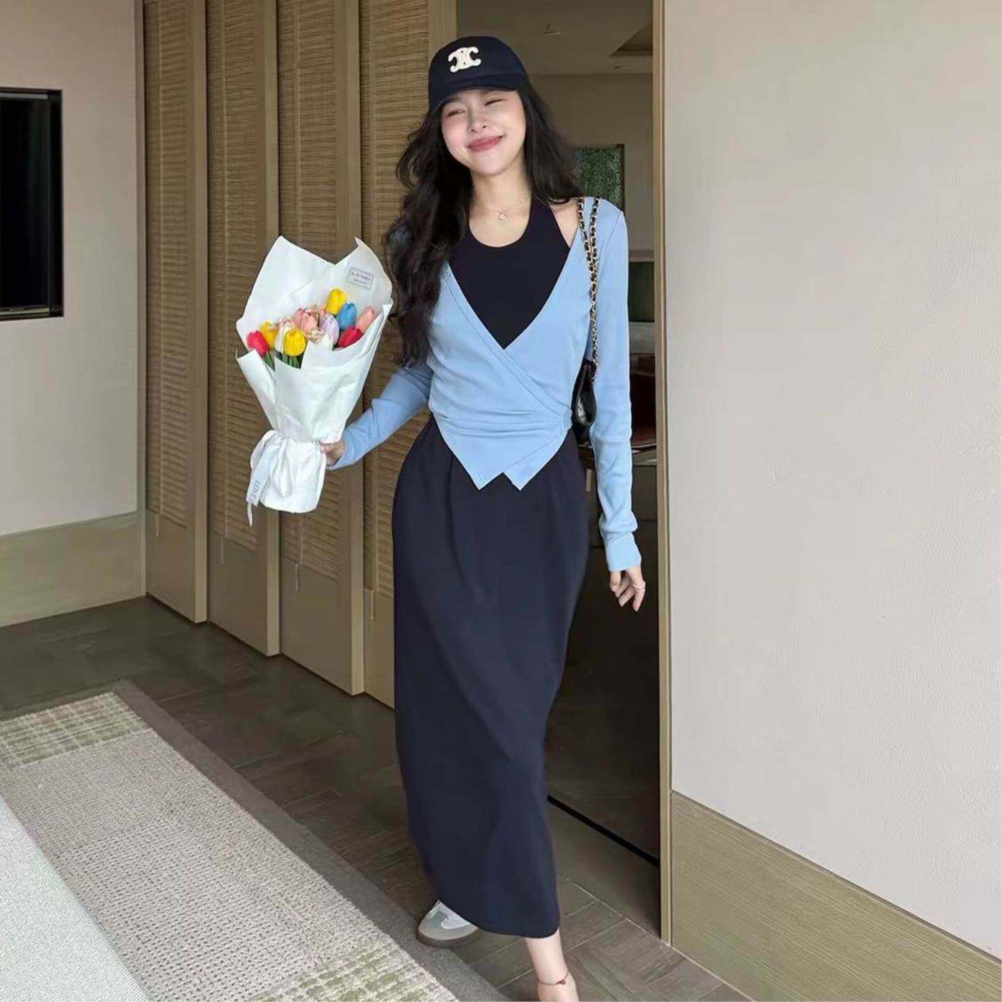 大码女装假两件挂脖长袖连衣裙女春季韩系绑带收腰气质针织长裙子