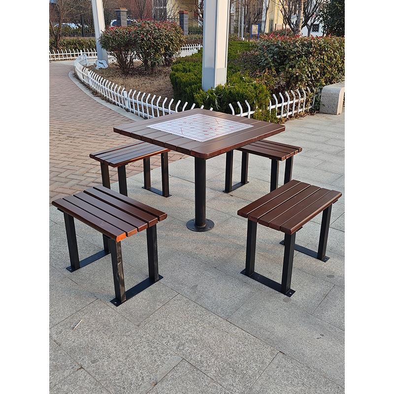 户外桌椅庭院阳台休息区休闲一桌两椅家用组合防腐木象棋棋牌桌椅