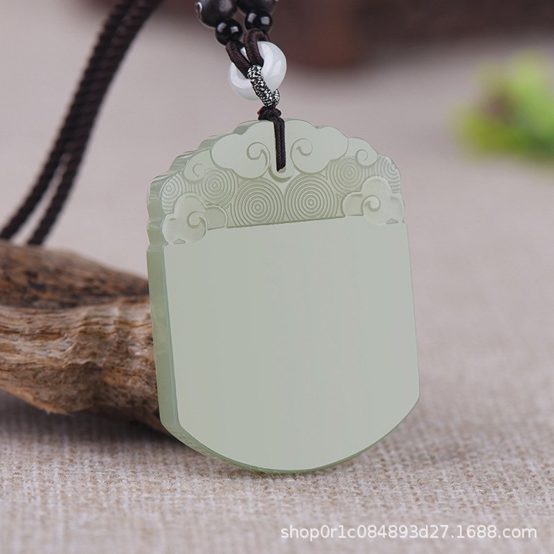 和田玉平安无事牌挂件男女款x青海料祥云平安牌挂件青白玉玉牌坠