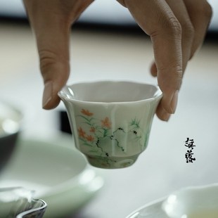 茶杯陶瓷主人杯家用功夫茶具 手绘太湖石鸢尾秋瑞茶杯中式