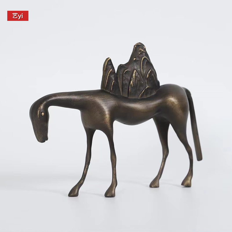 新中式金属马背山铸铁牧马动物雕塑摆件家居饰品骏马瘦马桌面摆设