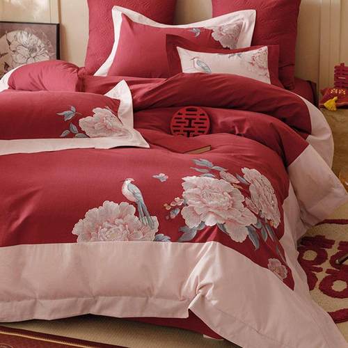 新中式婚庆全磨柔软四件套棉秋毛冬花鸟EMC绣被套床上用品红色刺