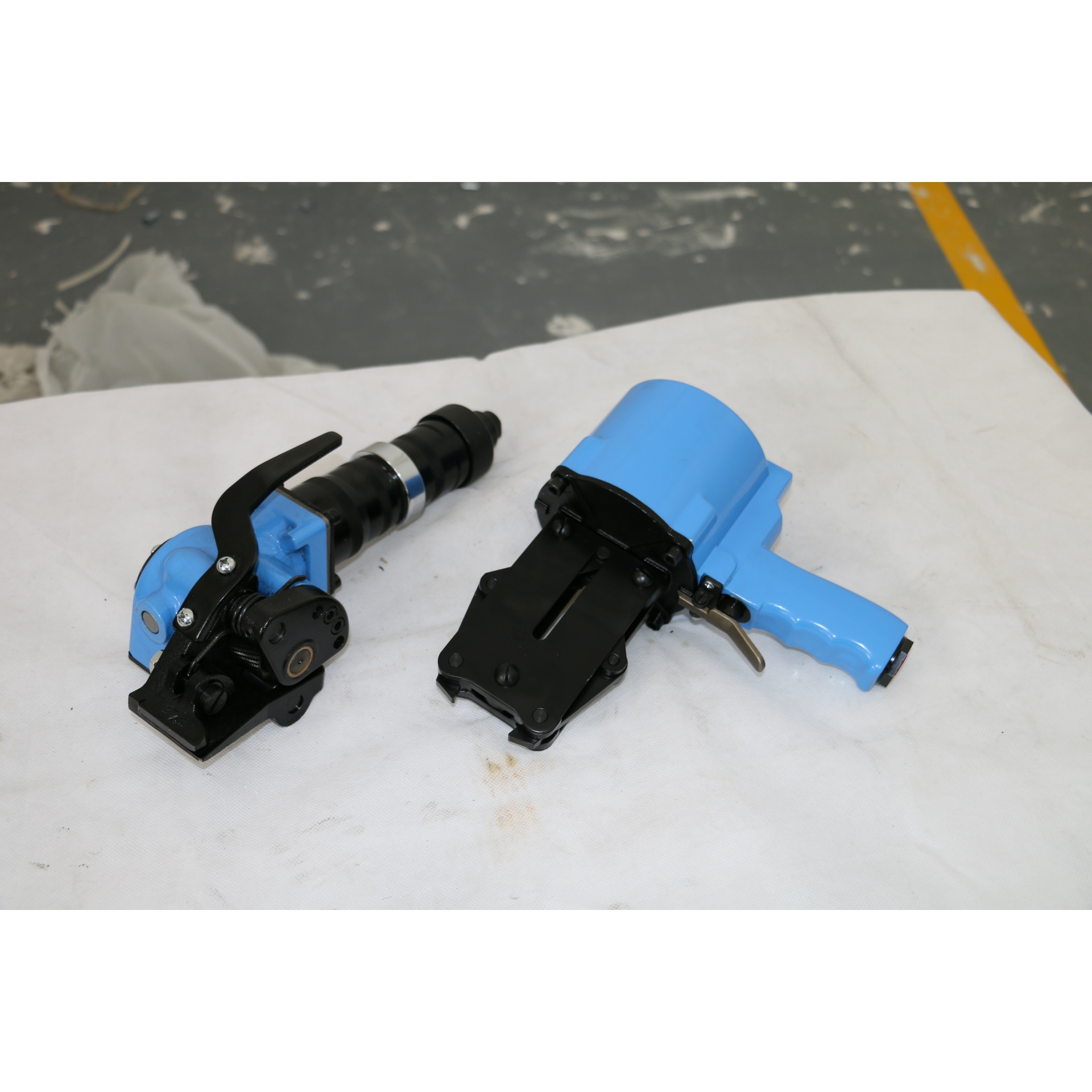 kz32气动铁皮钢带打包机包邮 钢材钢带气动打包机气动钢带打包机