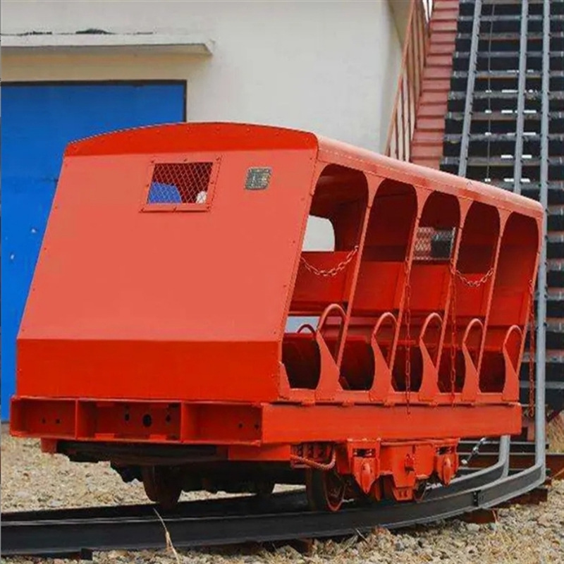 济泰生产下井人员运输车PRC12-63抱轨式平巷人车人力运输车