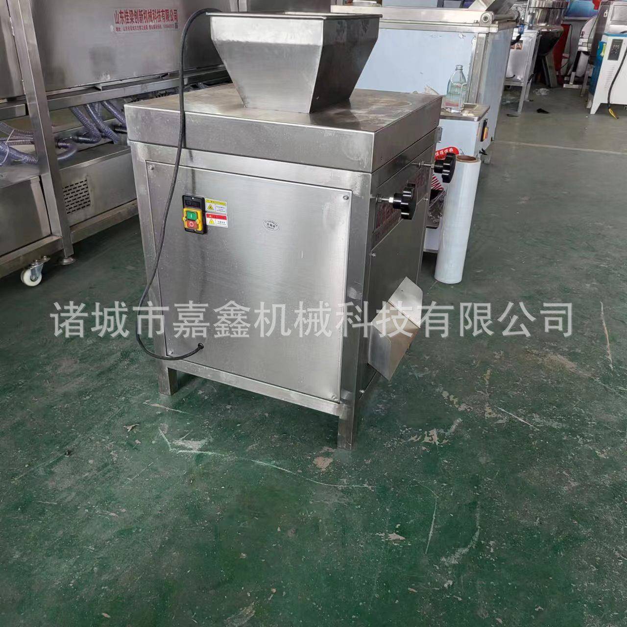 不锈钢猪肉拉丝机全自动撕肉机亚大专业生产连续式鸡肉打丝机