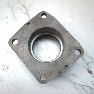 354 350 404A拖拉机配件变速箱二轴前轴承套 304 盐城黄海金马30