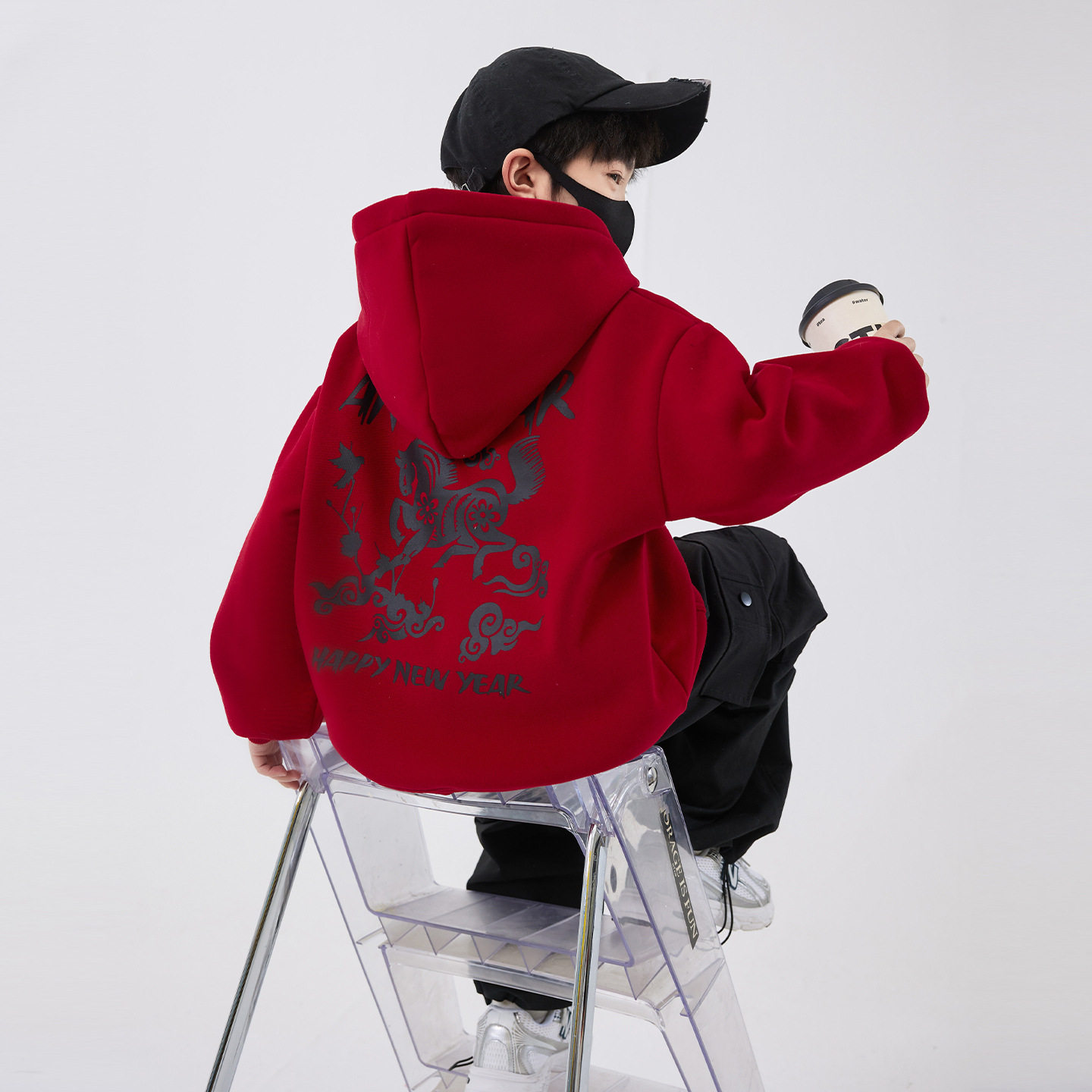 男童连帽红色卫衣加厚2026新款中大童宽松加绒长袖儿童拜年服