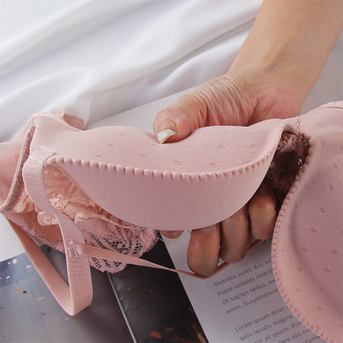 内衣女小胸聚拢纯欲风2021年新款爆款加厚平胸专用显大文胸不空杯