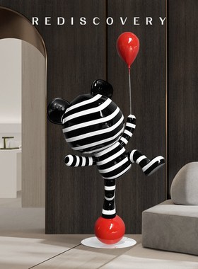 现代网红气球杂技熊卡通落地大摆件展厅样板间玄关雕塑橱窗装饰品