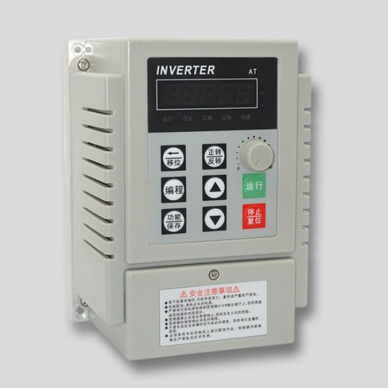 变频器0.40.751.52.2KW/380V风机水泵220V旋转小火锅电机调速