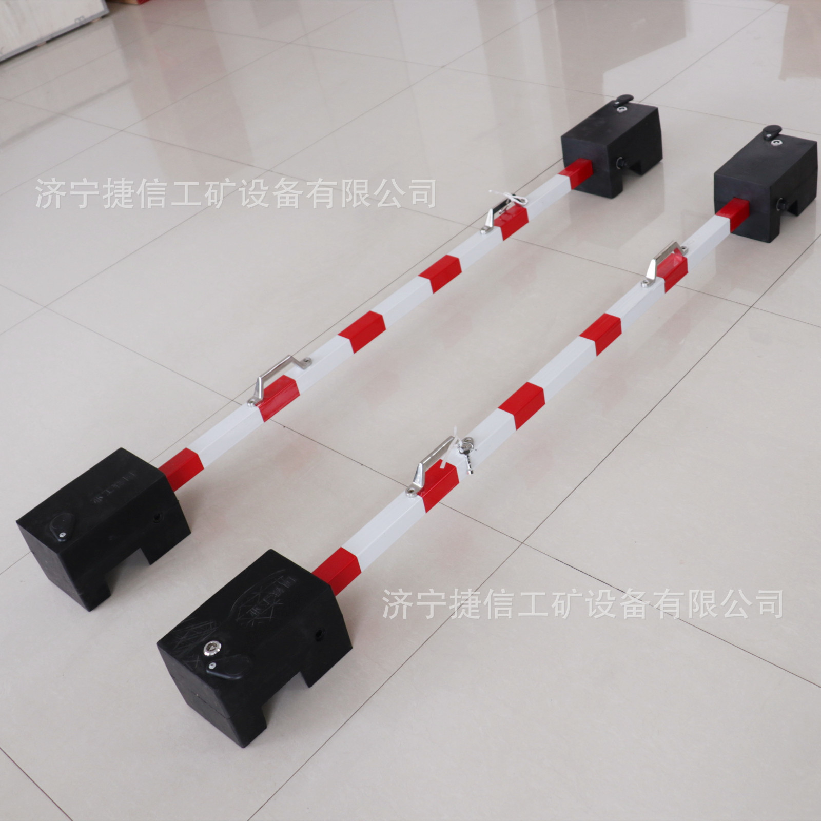 铁路防溜枕木耐磨带斜槽便携式自锁防溜枕木带把手PR橡胶枕木