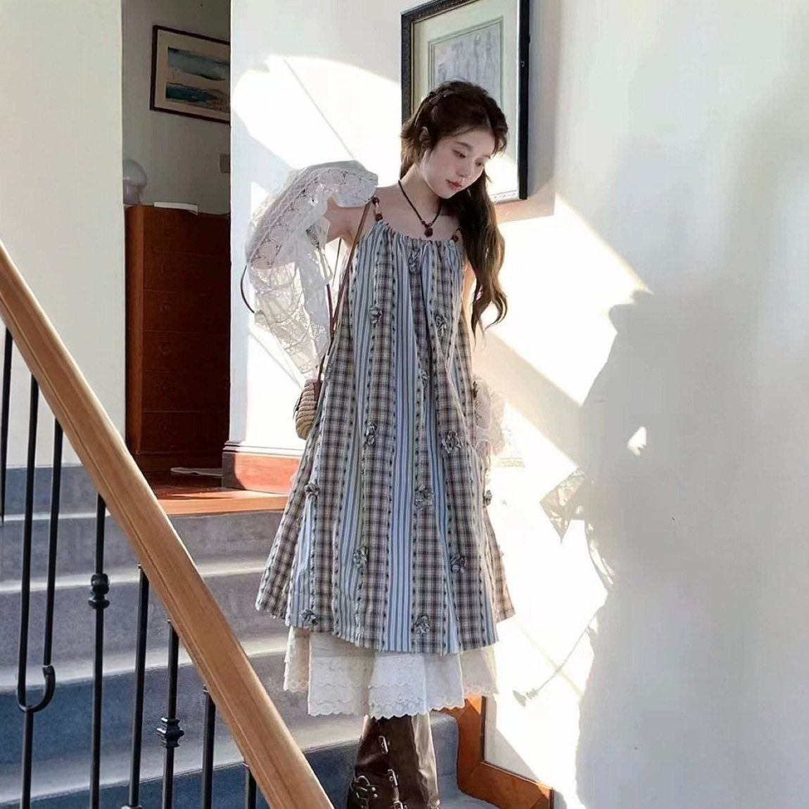 复古立体花朵小众设计感不规则格子拼接吊带连衣裙女