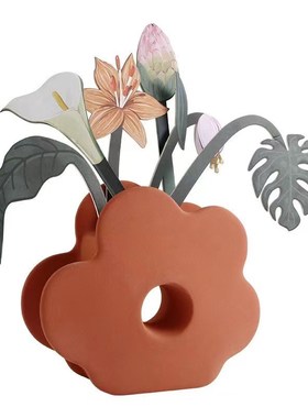 样板间儿童房摆件暖色系女孩房桌面装饰品花器花艺装饰画组合套装