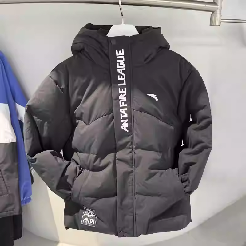 安踏男童2025冬季新款男大童宽松版连帽篮球运动羽绒服352541902