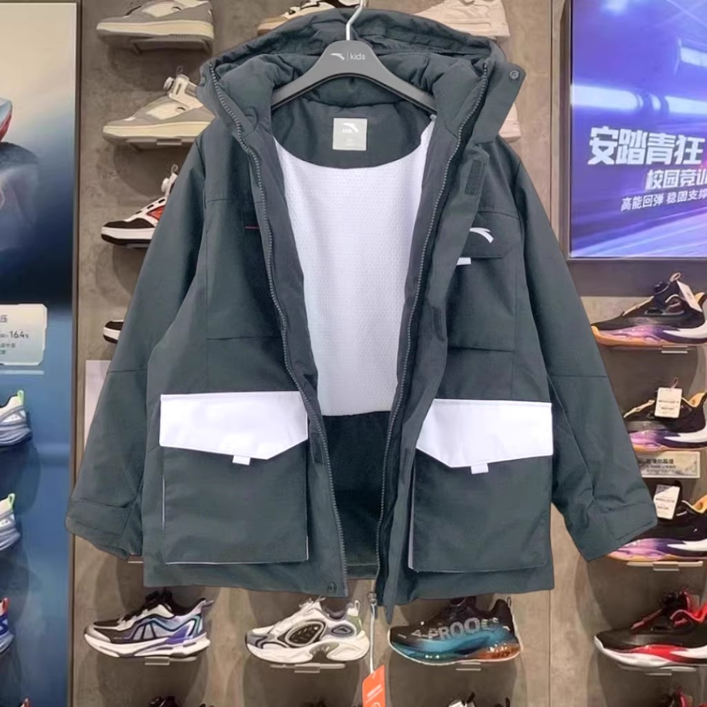 安踏2025冬款女童宽松防风保暖四防科技连帽羽绒服362546909