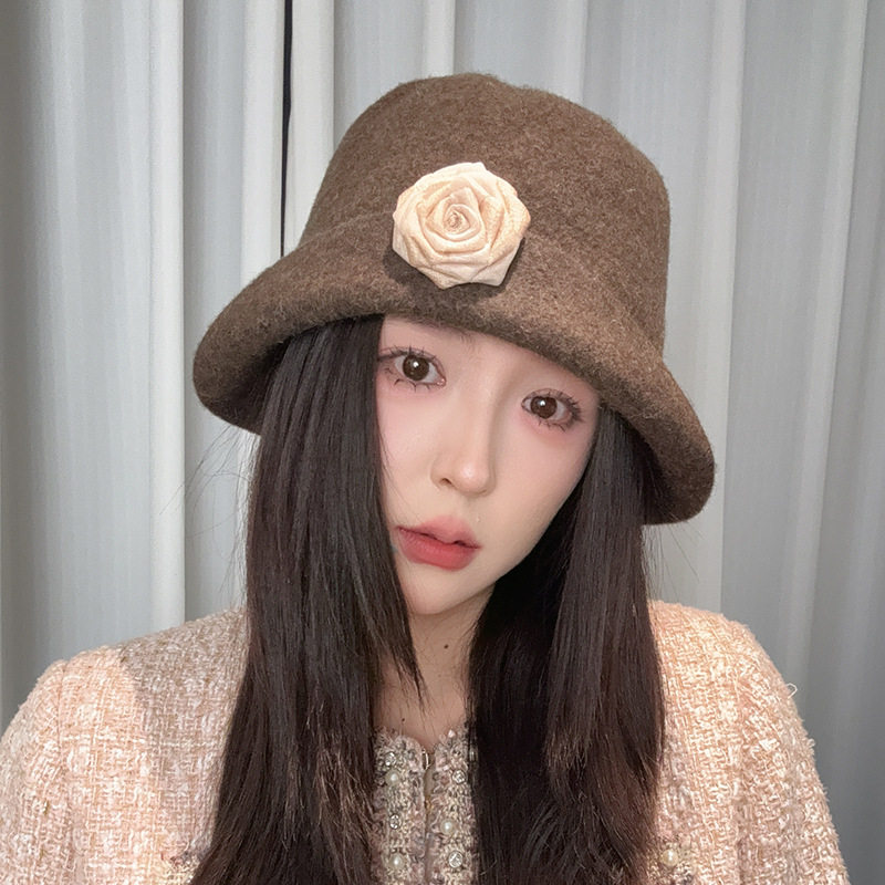 赫本风珍珠山茶花毛呢渔夫帽女
