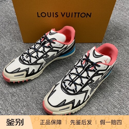 LV 路易威登 男士新款四叶草彩色运动鞋  115238二手闲置