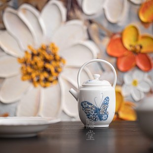 圭隐堂手绘蝴蝶白瓷提梁茶壶家用复古泡茶壶手工描银茶水壶手抓壶