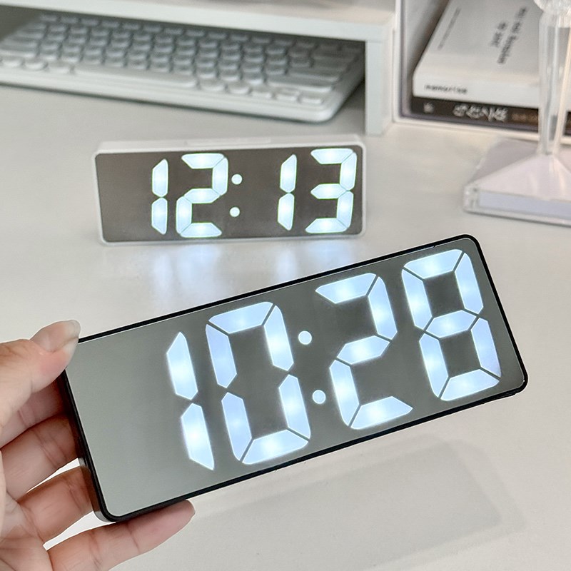 闹钟镜面数字时钟led夜光静音桌面床头in学生用智能电子钟表