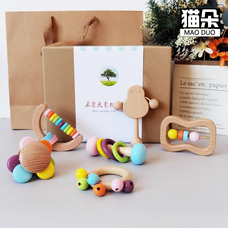 婴儿刚出生宝宝礼物定制满月安抚摇铃益智几个月玩具儿童木质女孩