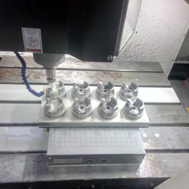 塑料制品开模具注塑加工制造塑料周转箱定制塑料配件模具加工厂