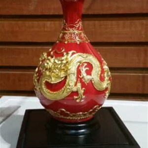 福建特色鹭艺轩漆线雕8寸双龙玉壶春红瓶摆件外事商务聚会礼品