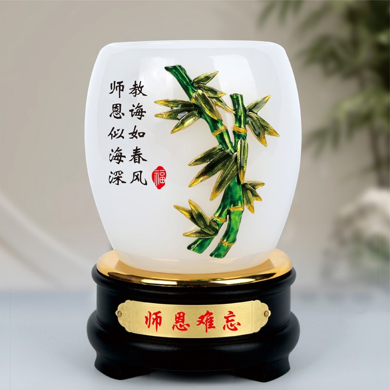 毕业送老师高档礼物实用同学周年聚会纪念品定制办公桌笔筒摆件