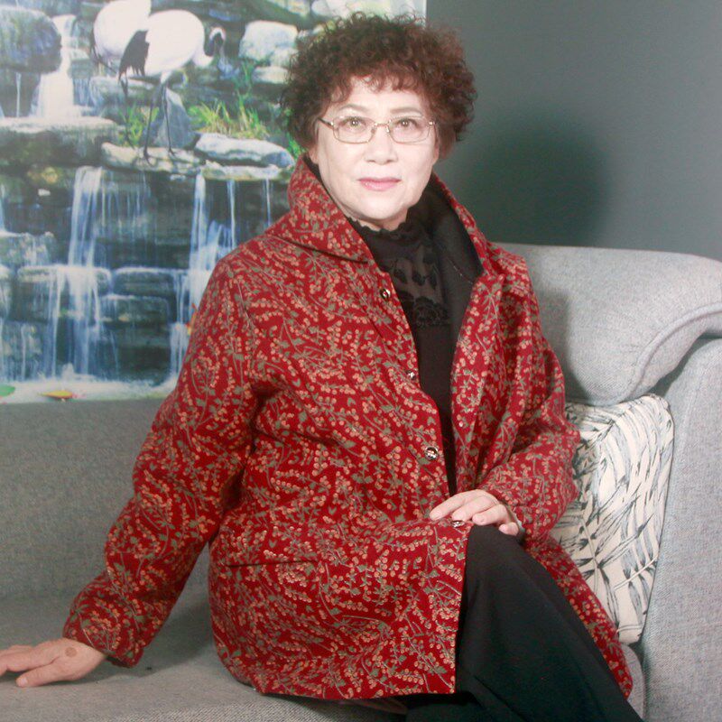 春秋季中长款加绒薄n棉服加肥大码胖妈妈装60岁70奶奶宽松连帽外