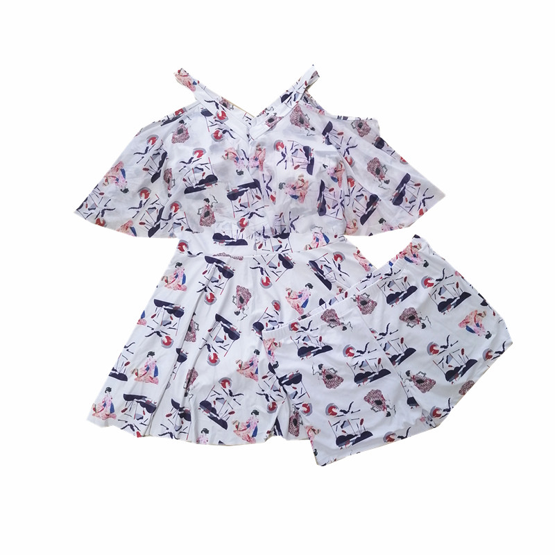 分体泳衣女生裙式保守平角裤遮肚子显瘦学生温泉白色大码泳装度假