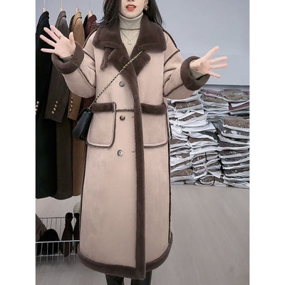 皮毛一体羊羔毛外套女中