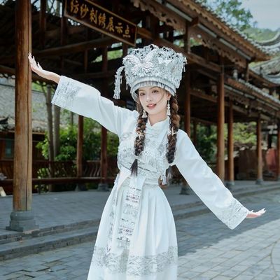 新款苗疆少女苗族白色民族服装
