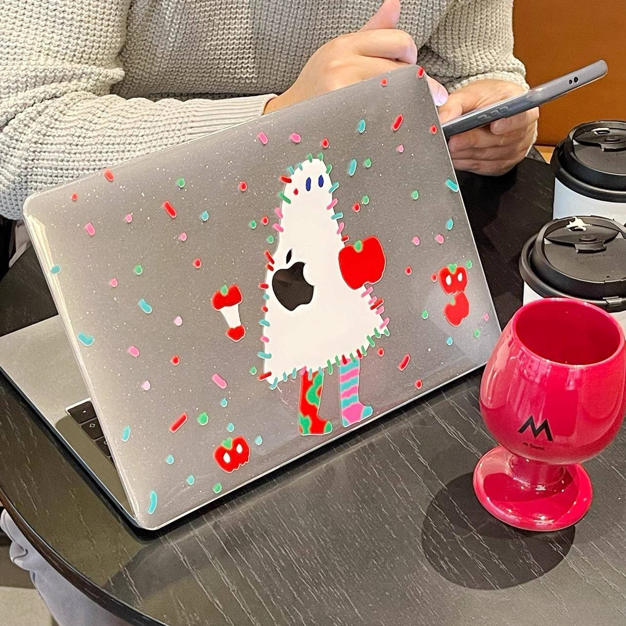 汪三岁「幽灵毛毛」满天星MacBook保护壳mac笔记本2024款M4电脑M1/M2/M3Pro16寸/13寸macbookair保护套