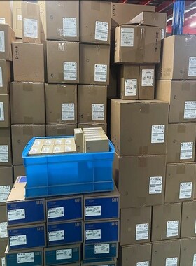 TSXFPCG030 模块 PLC   电缆 可编程逻辑控制器