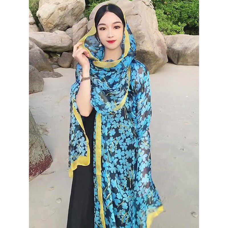 新款印花长款丝巾l女韩版时尚百搭防嗮披肩拍照海边遮阳沙滩巾围