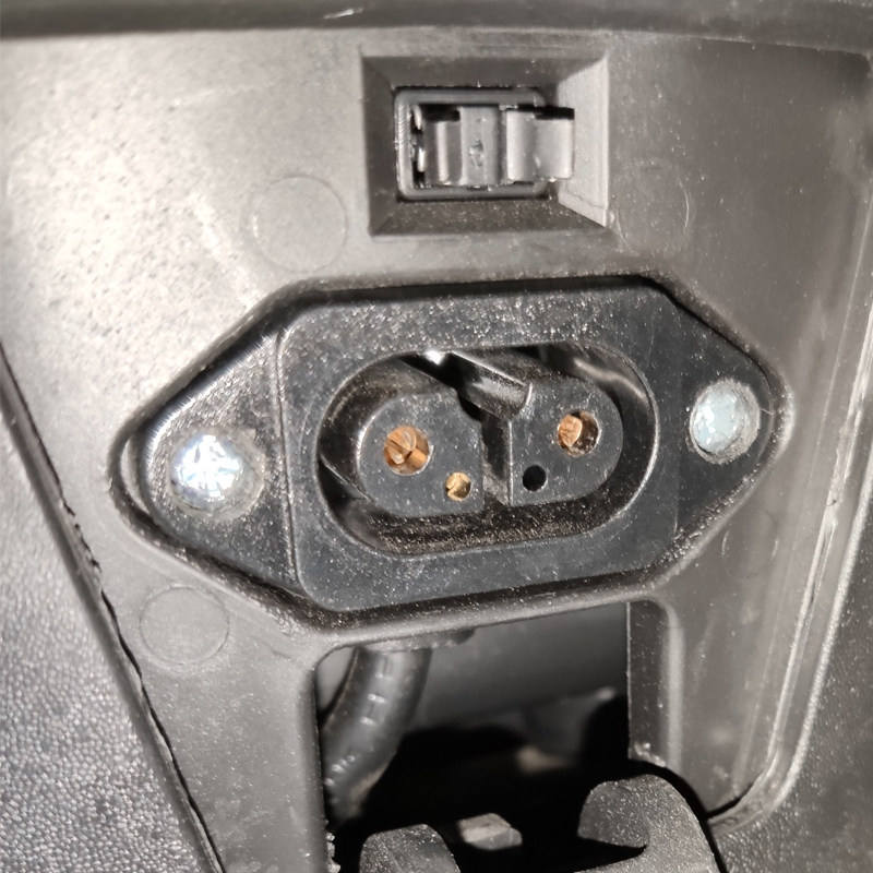 台玲电动车充电器绿源雅迪台铃电动车转换线充电转换通用接头锂电