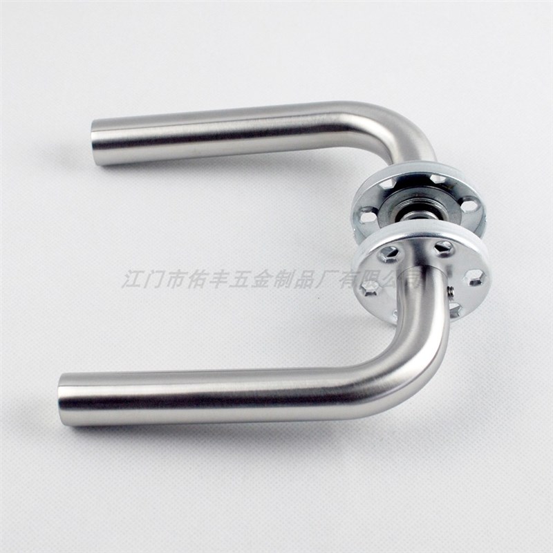 生产厂家 304不锈钢砂光木门拉手 通道门把手  单弯圆管型门执手