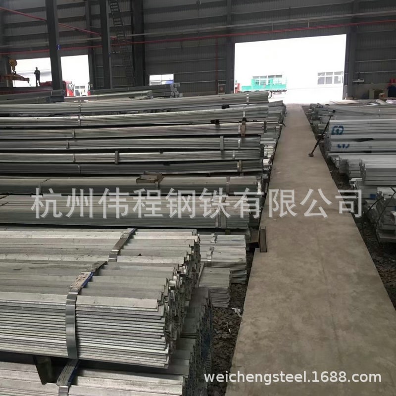 杭州供应现货Q235角钢角铁 幕墙用黑料支架三角钢 等边角钢