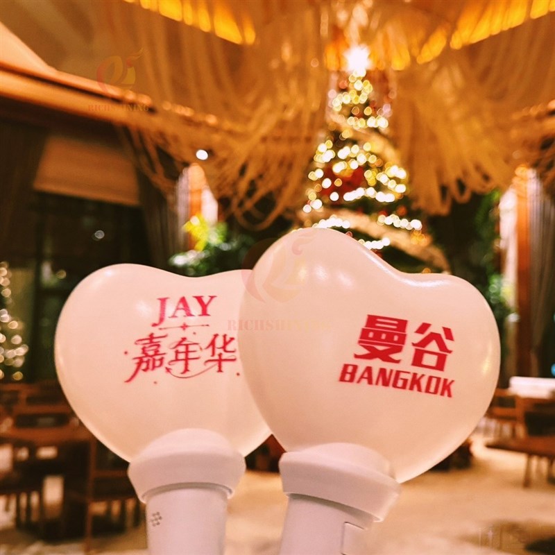 新款手持荧光棒演唱会气氛道具D制发光棒DMX爱心应援棒