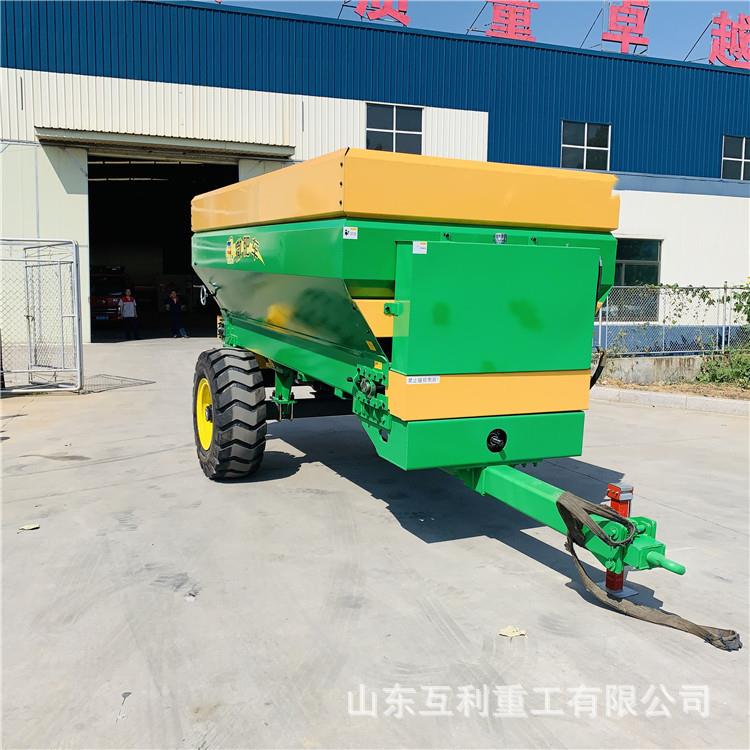 三轮自走式撒粪车 干湿粪肥料抛洒均匀施肥机 农家颗粒肥播撒机